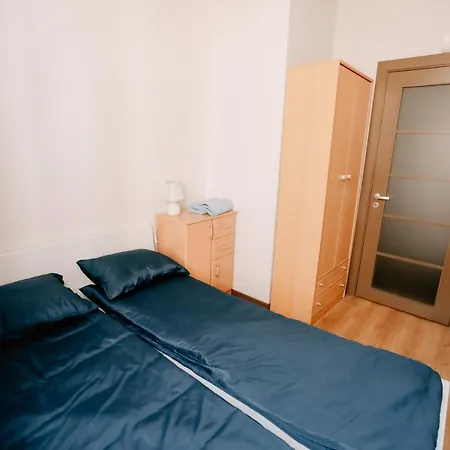 Heart Of Old Town - Riverside View *